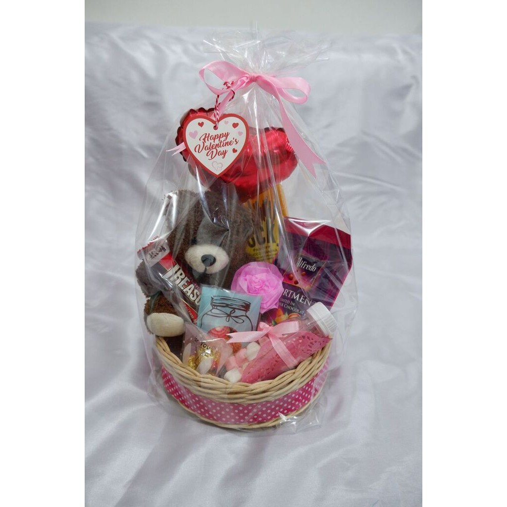 

Terlaris paket valentine coklat cadbury herseys keranjang marsmallow bunga mawar boneka teddy bear