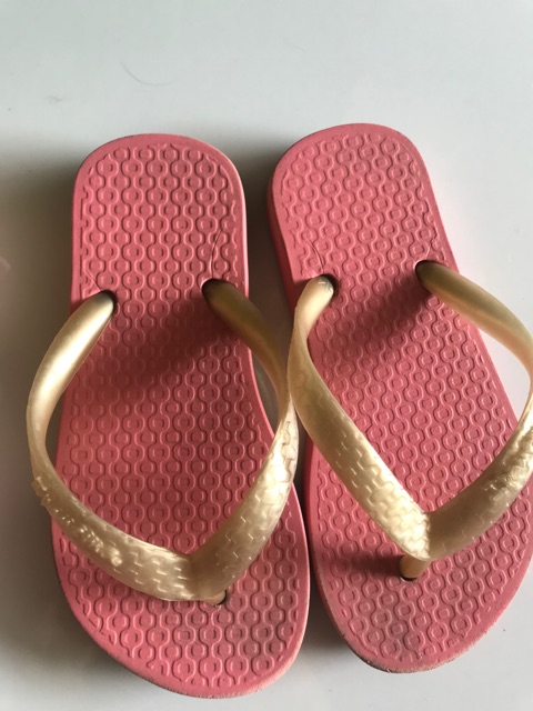preloved sandal jepit anak ipanema