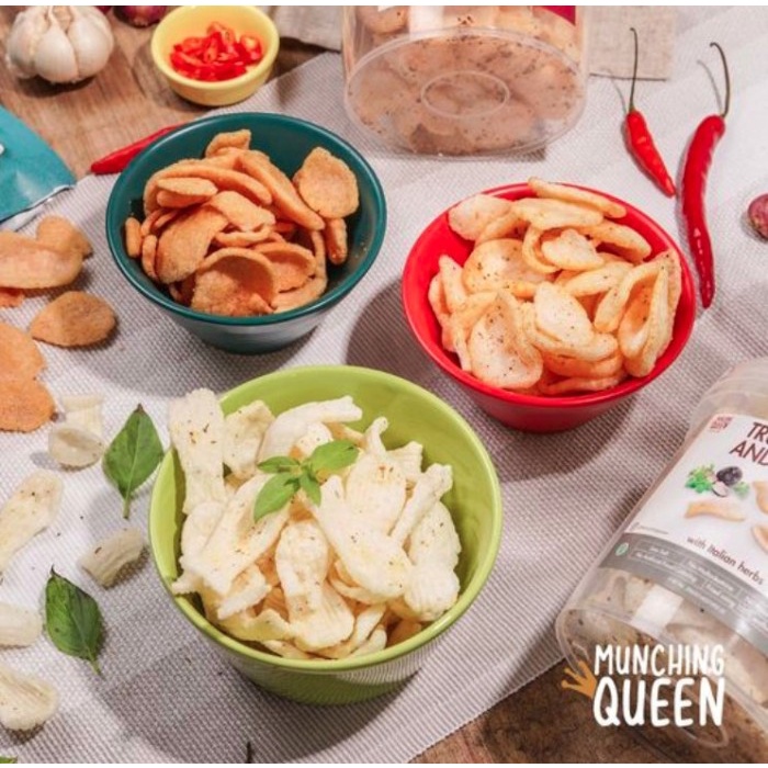

Q0121Sa Munching Queen Fish And Cheese Crackers Original D5qs44