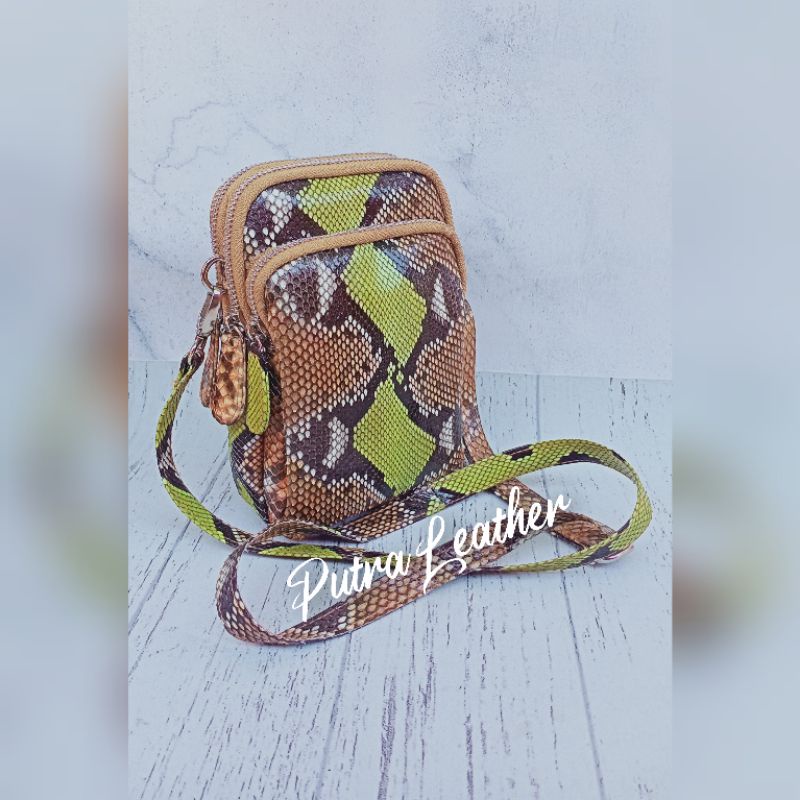 Tas Hp/Sling Bag Hp 3 Resleting. Tas Kulit ular