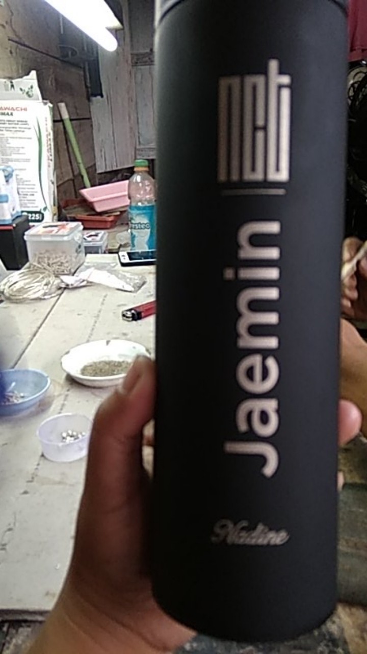 Tumbler Termos Kpop Korea Custom Nama Grafir Botol Minum 500ml - Tumbler Kpop Grafir