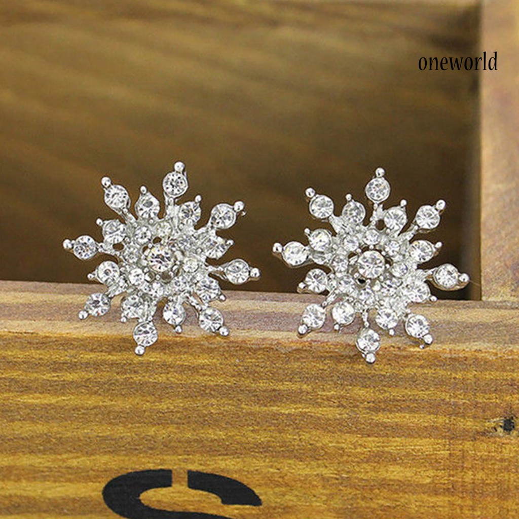 OW@ 1 Pair Women Fashion Elegant Snowflake Rhinestone Earrings Ear Studs Jewelry Gift for Daily Wear