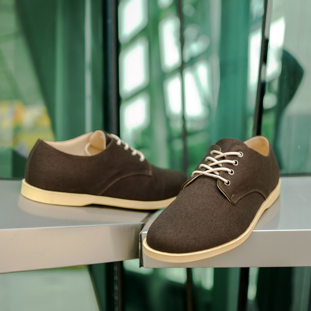 ELVRA Footwear - Sepatu Pria Sepatu Sneakers Sepatu Kasual Casual Sepatu Kanvas Canvas - Ernest Brown Cream