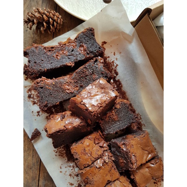 

Sea Salt & Extra Dark Chocolate Fudgy Brownie