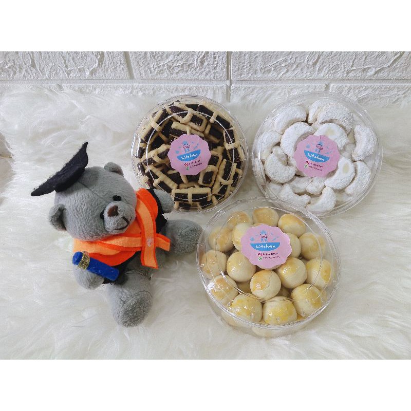 

KUKER HOMEMADE NASTAR, CHOSTIK, PUTRI SALJU