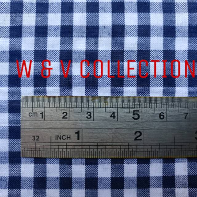 Kain kotak biru navy putih 6mm. Lebar 150cm.