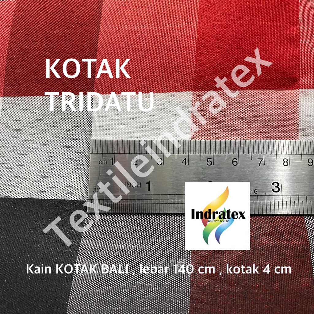 ( per setengah meter ) kain KOTAK BALI kotak catur tridatu 4 cm lebar 140 untuk upacara adat craft kerajinan tangan taplak meja sarung galon alas piknik