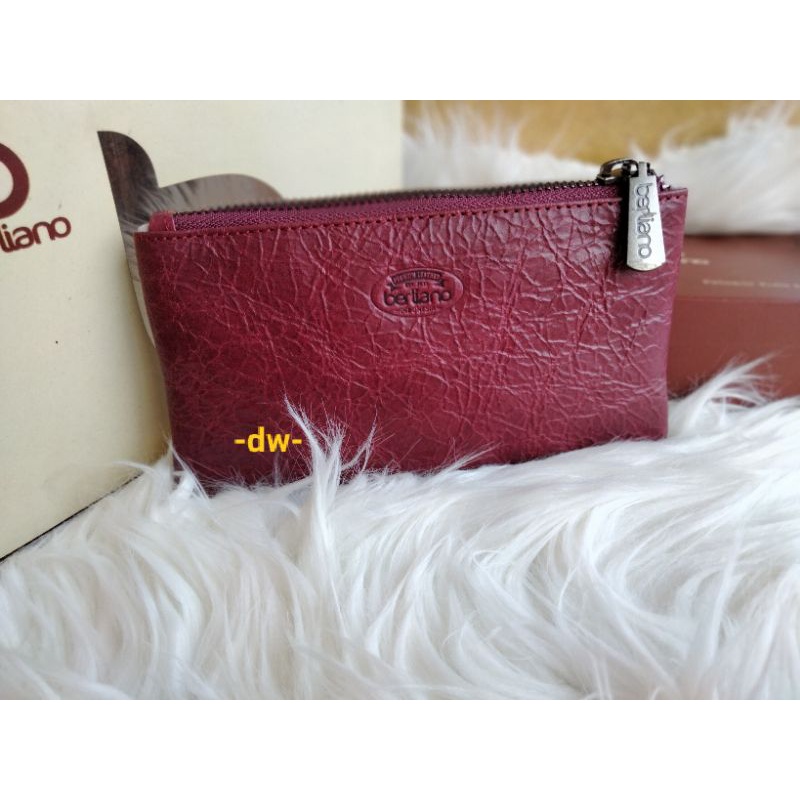 Dompet Menik Berliano