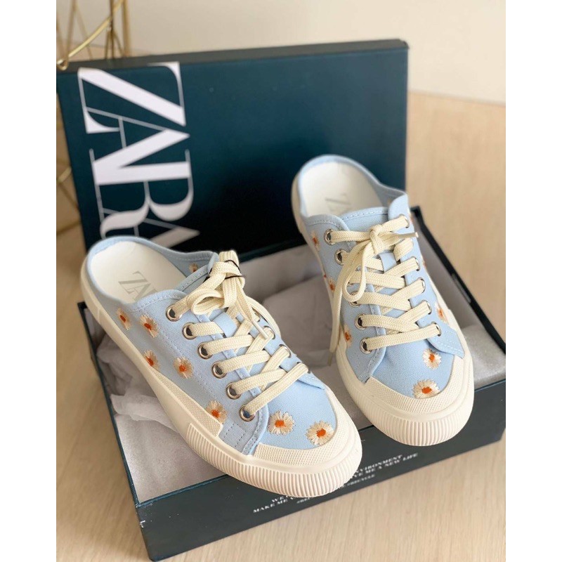 Sepatu Zara Sneakers Shoes 269