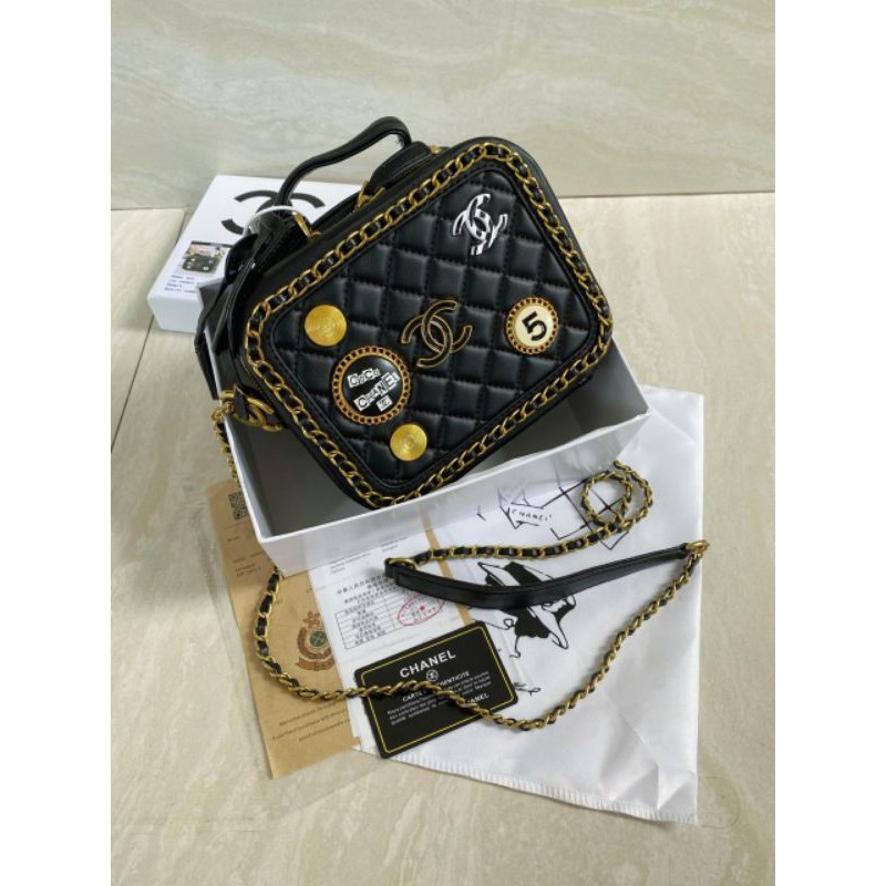 Ch vanity pin