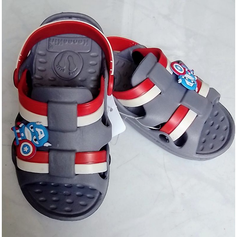 Sandal anak Kanan Kiri