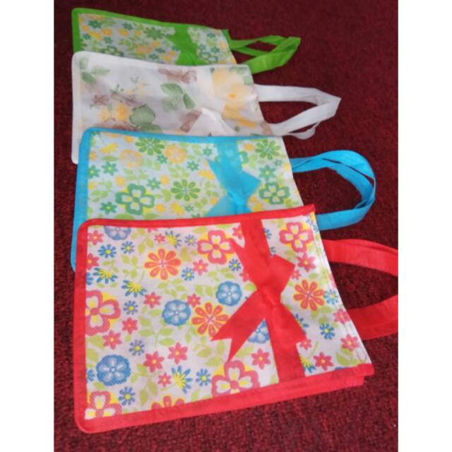 

Tas HN ISI 120 PCS DUA PEREKAT Tas HN KOSMETIK