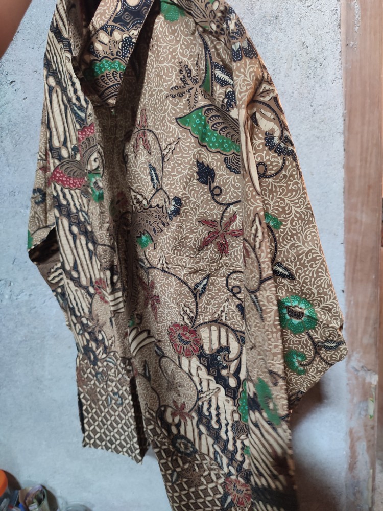 Peksi Luhur Kemeja Batik Full Furing Katun Halus Sragenan