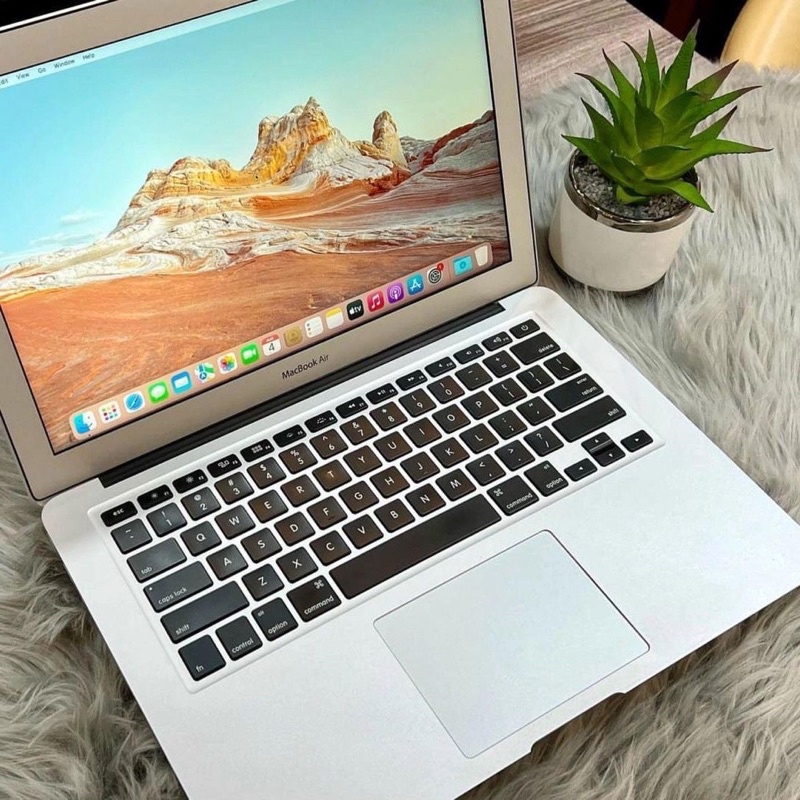 Macbook Air 11 inch 2014 // 2015 PROMO SALE TERMURAH bisa instant kurir