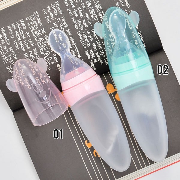 LID008 Silicone Squeeze Feeder  (Sendok Makan Bayi Squeeze )