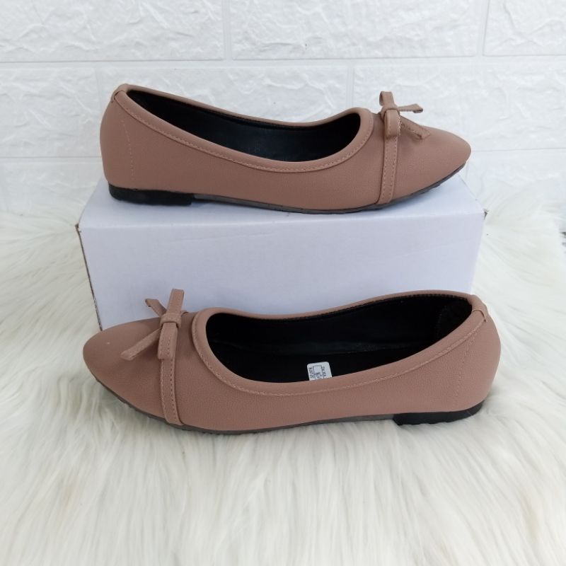 Sepatu Wanita Casual Flat Shoes Wanita Kekinian Sepatu Balet Pita Terbaru