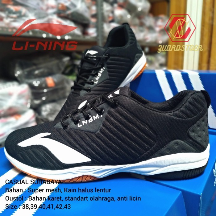 Sepatu Olahraga Badminton Lining Hitam Putih - 39