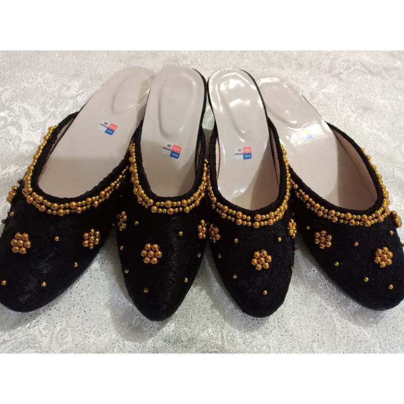 selop pengantin bludru/sepatupengantin/bludru