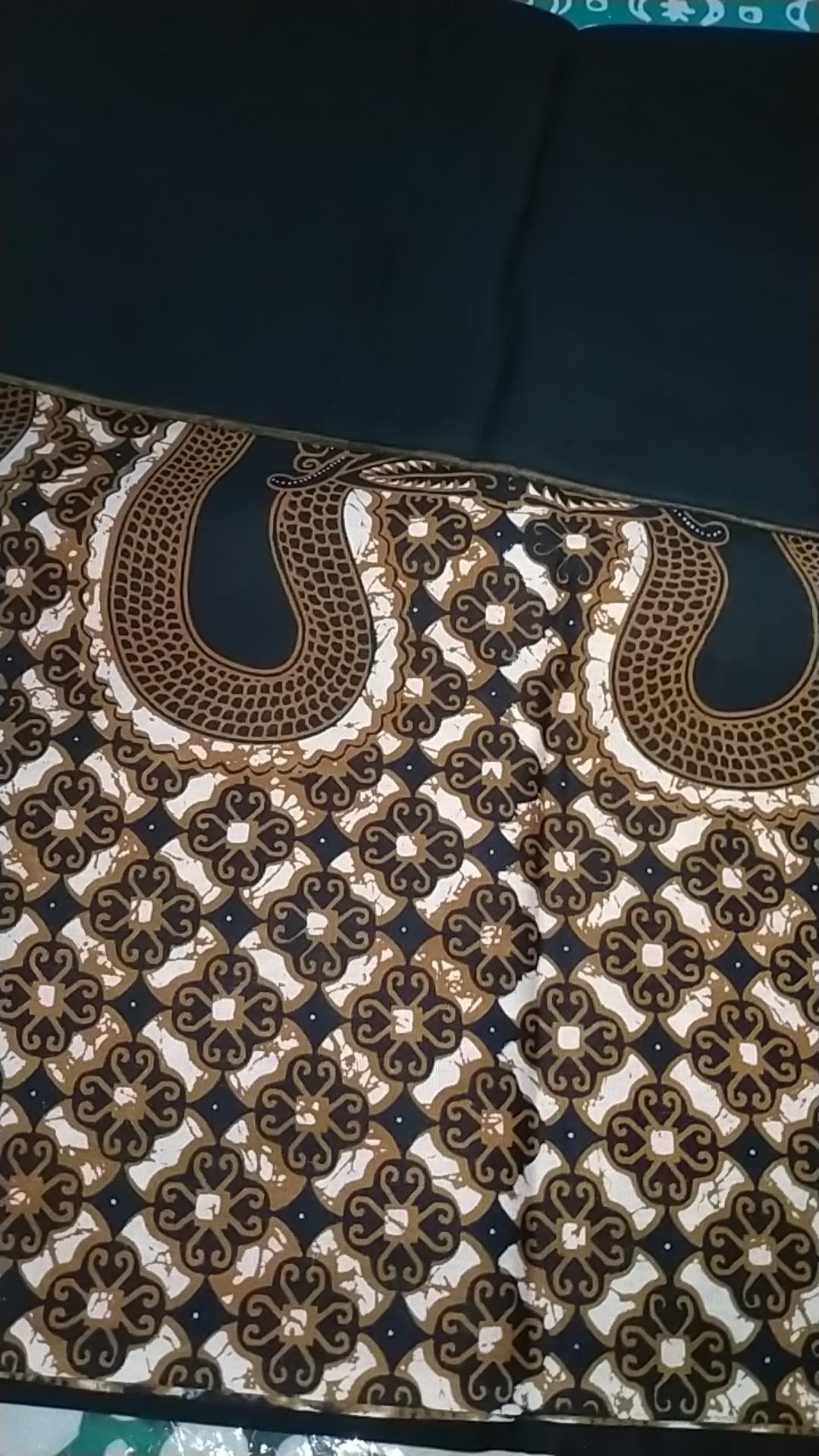 Kain Batik Solo Motif Modern