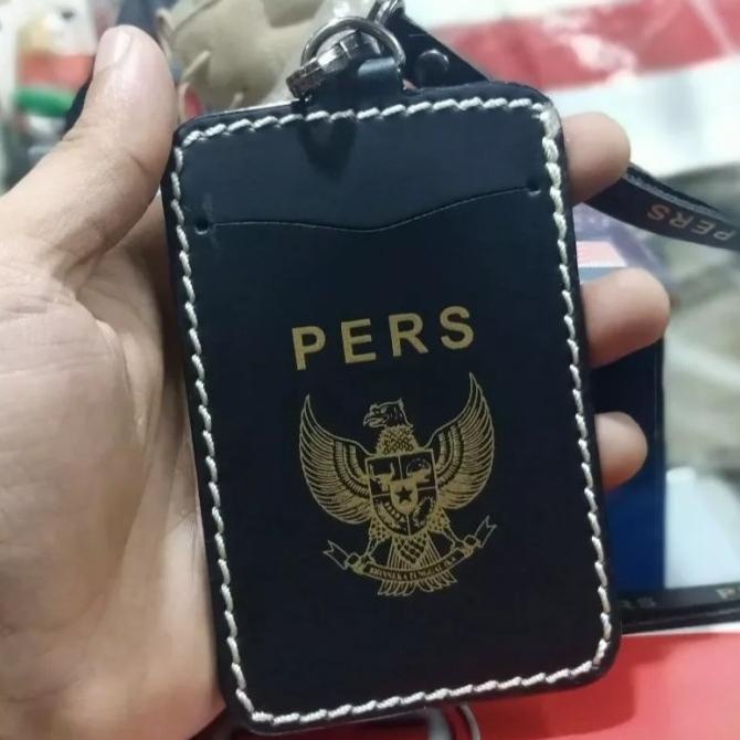 

yang dicari] Tali Nametag - ID Card Holder PERS warna Hitam