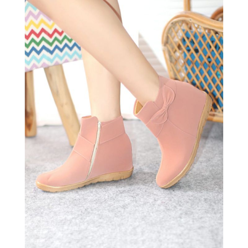 COD SEPATU BOOTS WEDGES BST11 HEELS BST 11