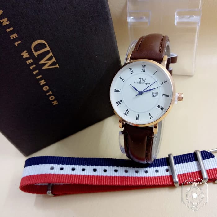 

D.W PAKET KANVAS ROMAWI BROWN (NAVY WHITE RED)