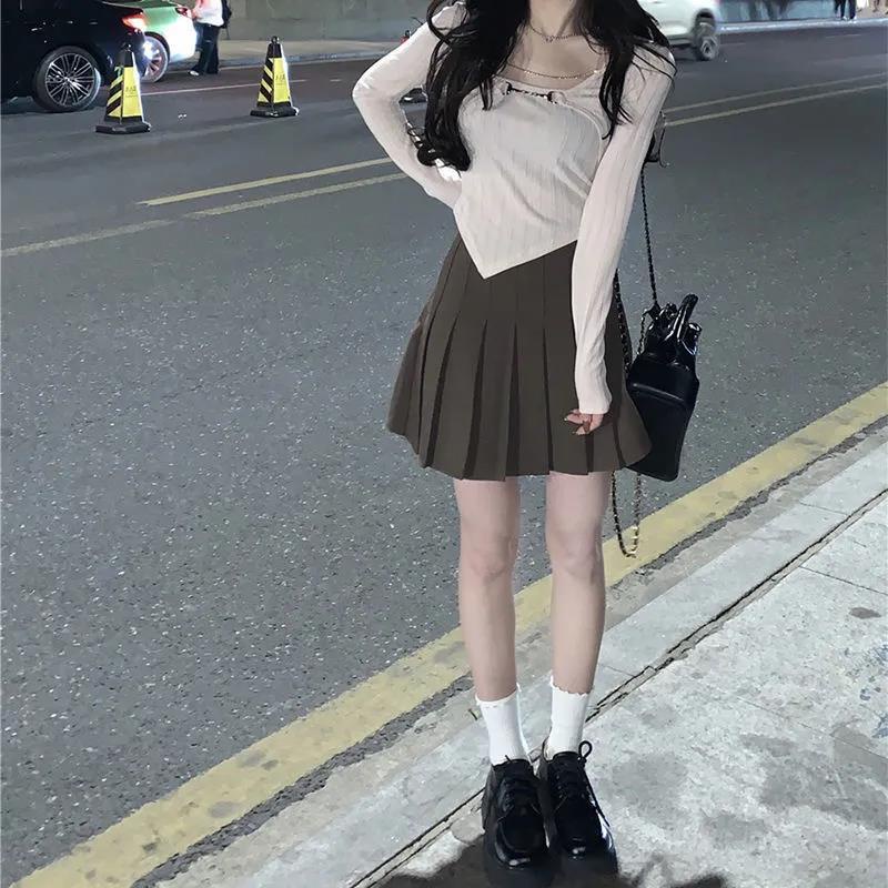 Suhao Musim Semi dan Musim Gugur Pure Fashion Dressing Small Fashion Gaya Barat Palsu Dua-piece Pendek Top Wanita Kulit Penutup Rantai T-Shirt Lengan Panjang