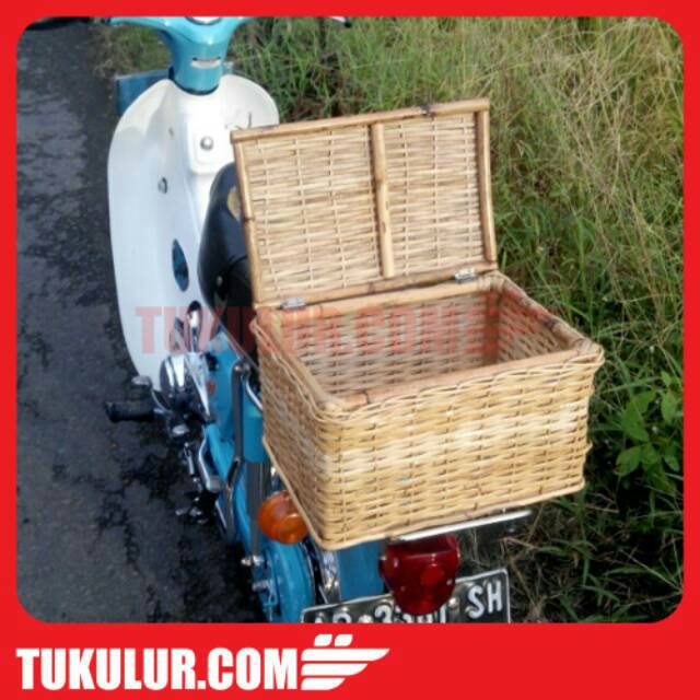 Keranjang rotan vintage retro untuk motor klasik honda C70, C50, C90