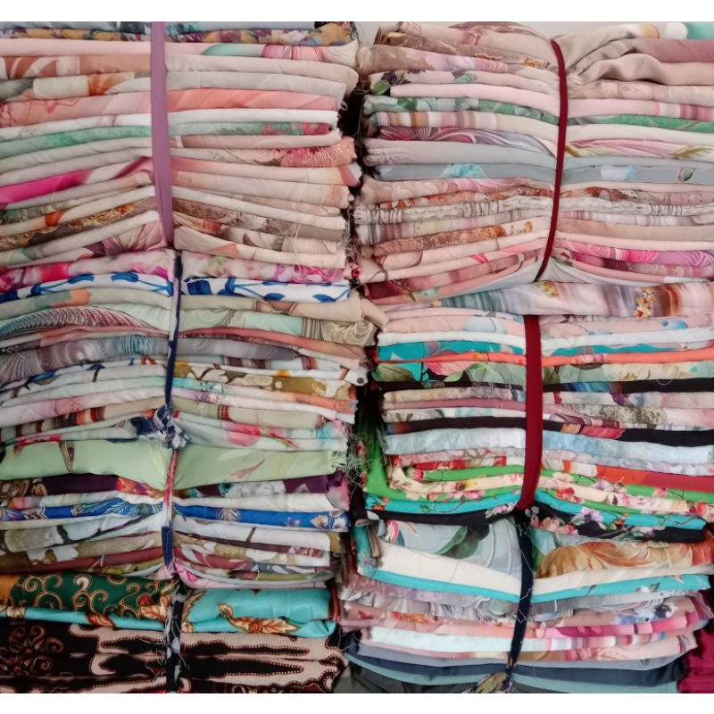 Kain Kiloan Murah / Kain Kiloan Satin Motif / Harga Per-Setengah Kilo (Isi ±3,5 Meter)