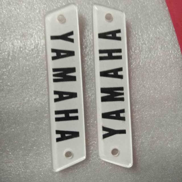 Emblem cover body belakang yamaha u5 u7 meri
