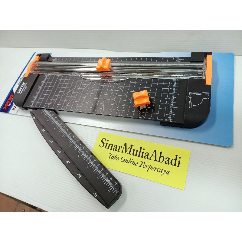 

Pemotong Kertas Sliding Joyko PC-1637 Paper Cutter A4