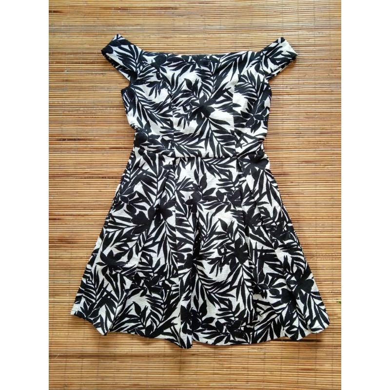 casual dress sabrina