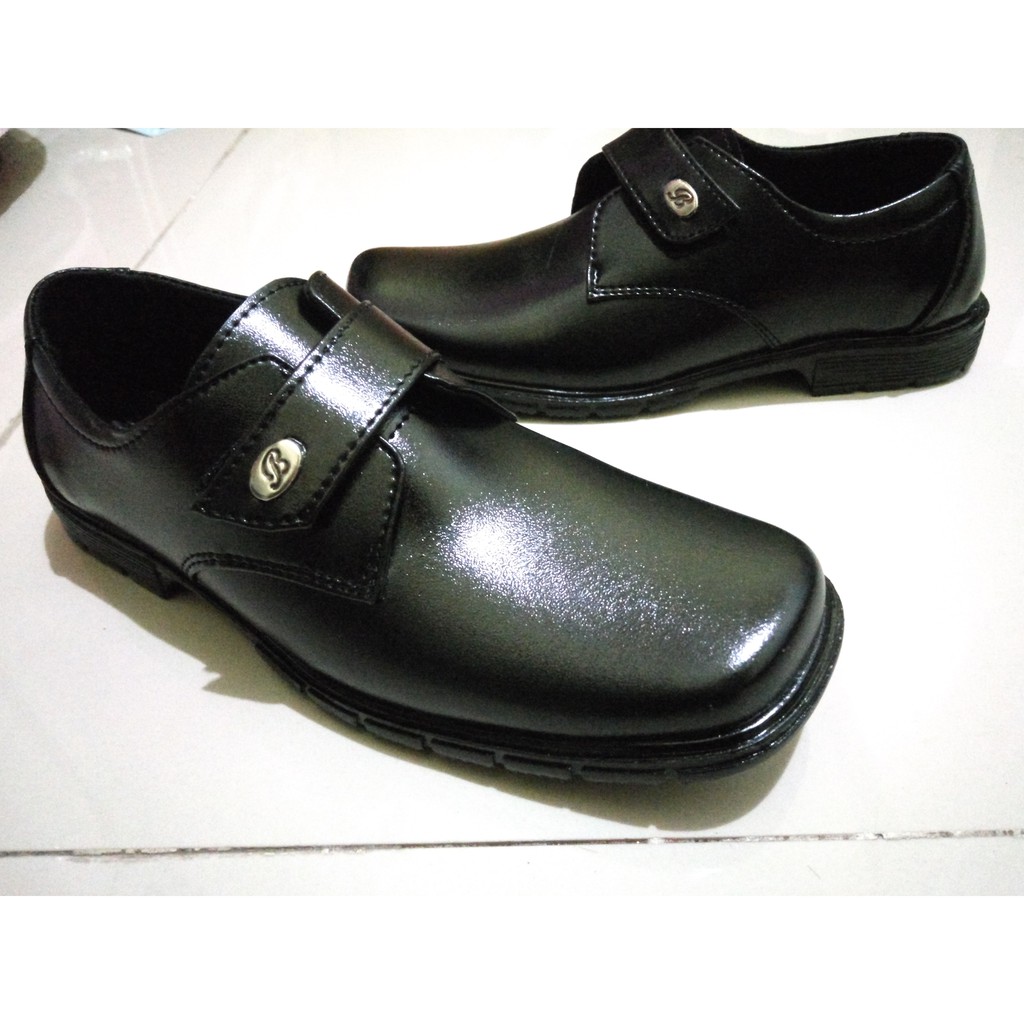 Sepatu Pantofel Kulit Perekat Full Black Hitam Formal Anak Laki Laki Sekolah Acara Natal Lebaran