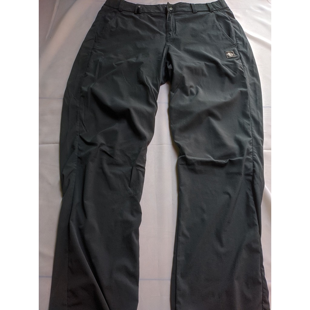 CELANA OUTDOOR BLACK YAK