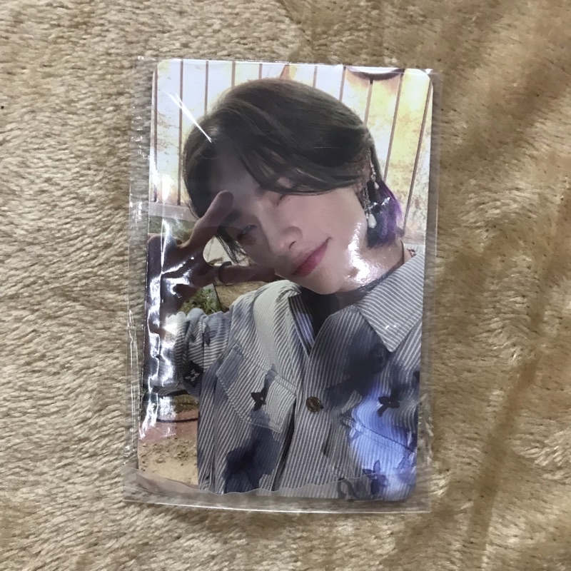 PC PHOTOCARD HYUNJIN DENIM NOEASY