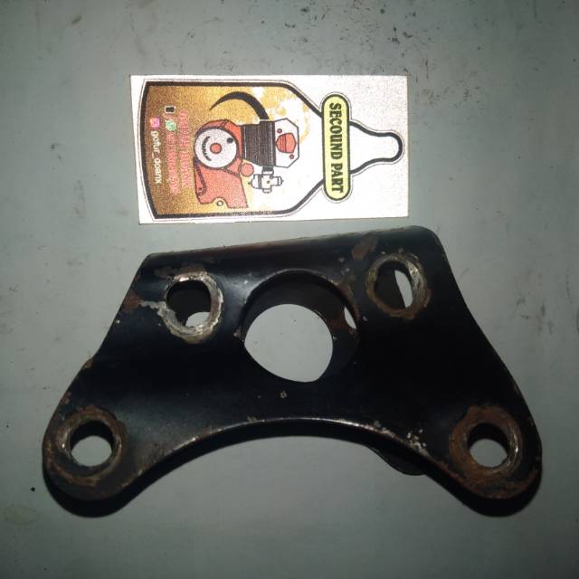 pangkon mesin depan cb100 cb125 gl100