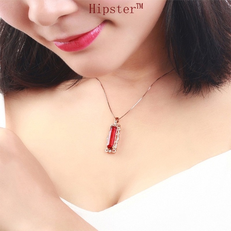 Hot Sale Rose Gold Light Luxury Square Ruby Pendant Necklace