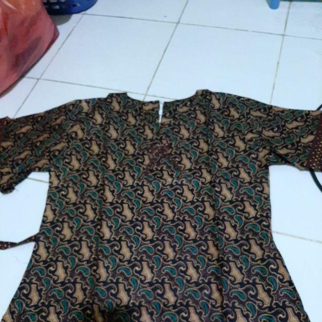 Atasan Batik Wanita Motif Batik Dianputri Seragam