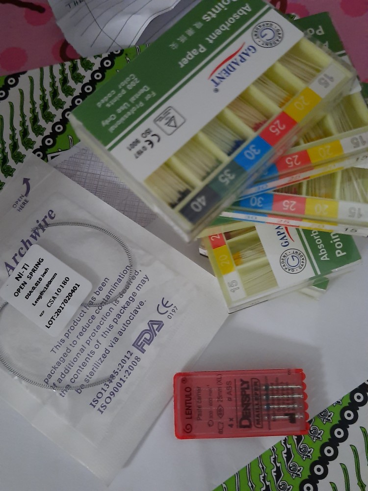 2pcs/pack Pegas Coil Ortodontik Model Terbuka