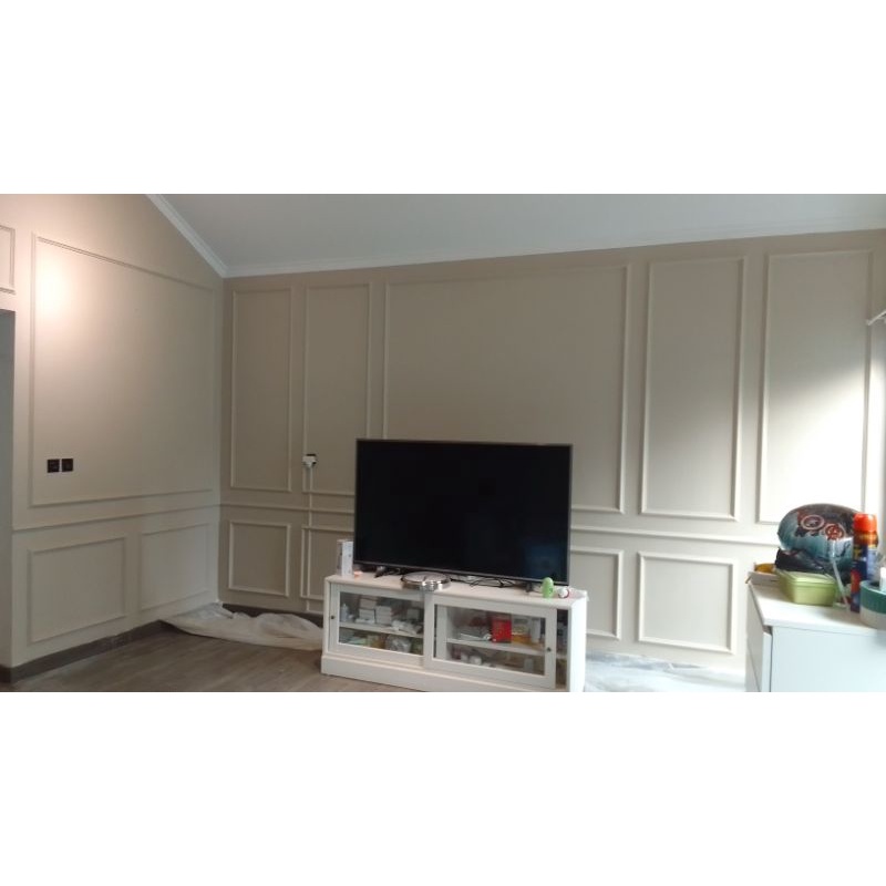 wall moulding ruang tamu