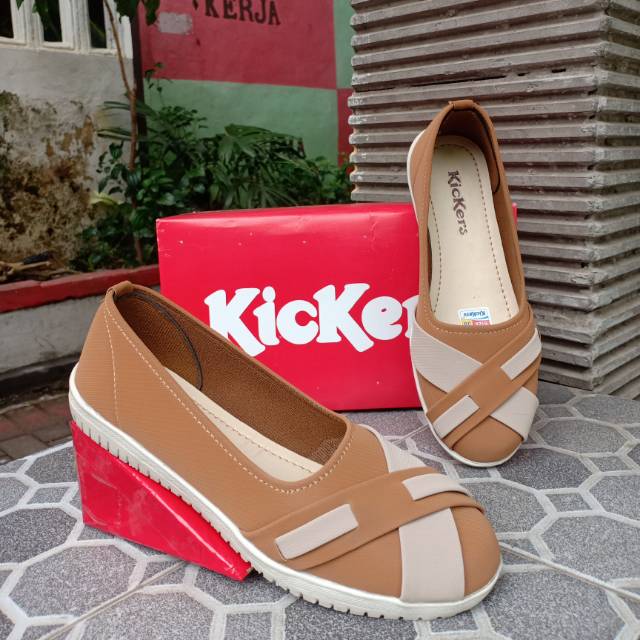 Sepatu Kickers wanita murah model terbaru