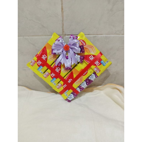 

Kado ultah / kado wisuda nabati Love