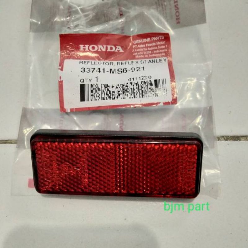 MATA KUCING SPAKBOR BELAKANG SCOOPY NEW DONAT/Vario 150 new