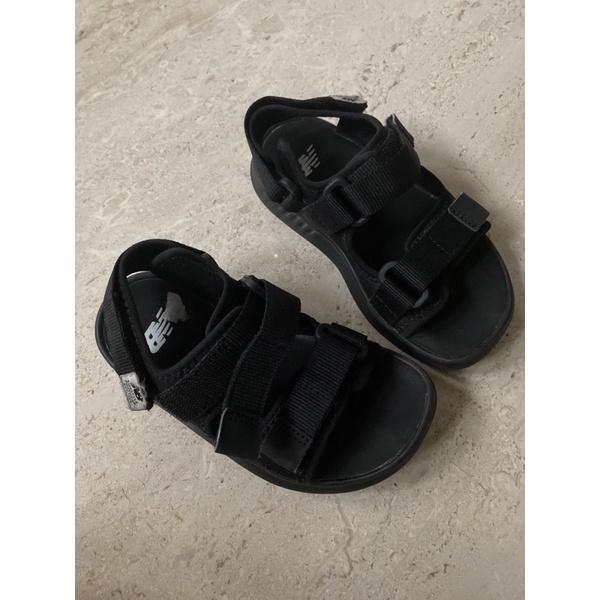 New Balance Kids (preloved) / sendal new balance anak