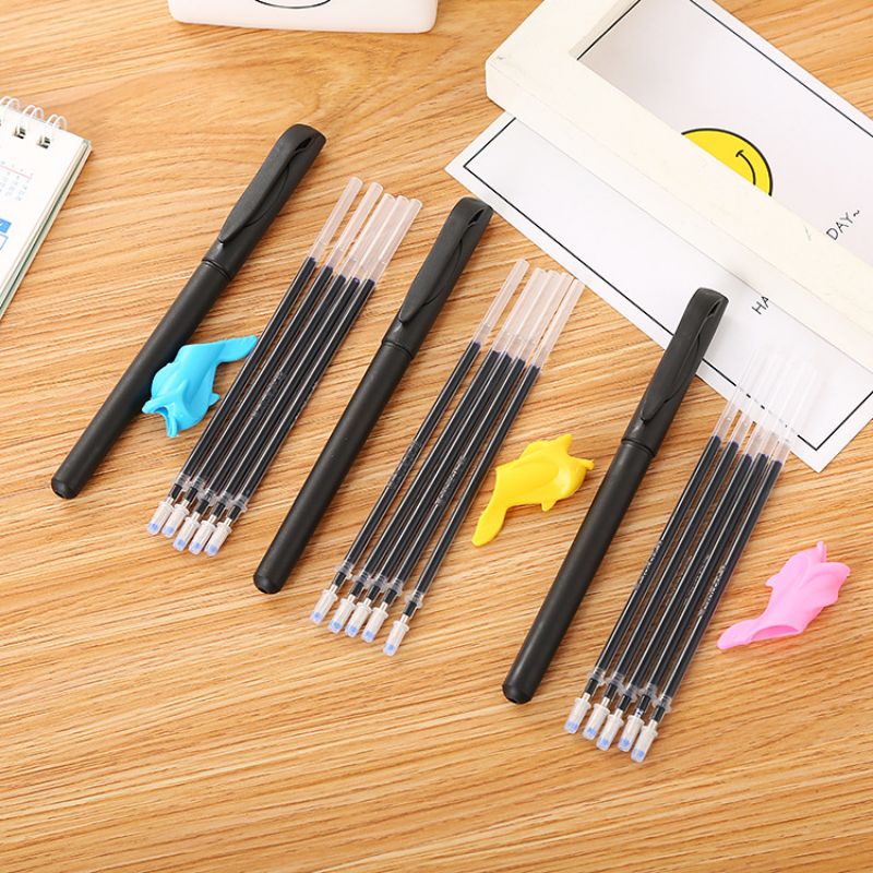 Pulpen Ajaib Magic Pen Menghapus Otomatis Tanpa dihapus Tulisan Bisa Hilang satu set dengan Refill . magic pen