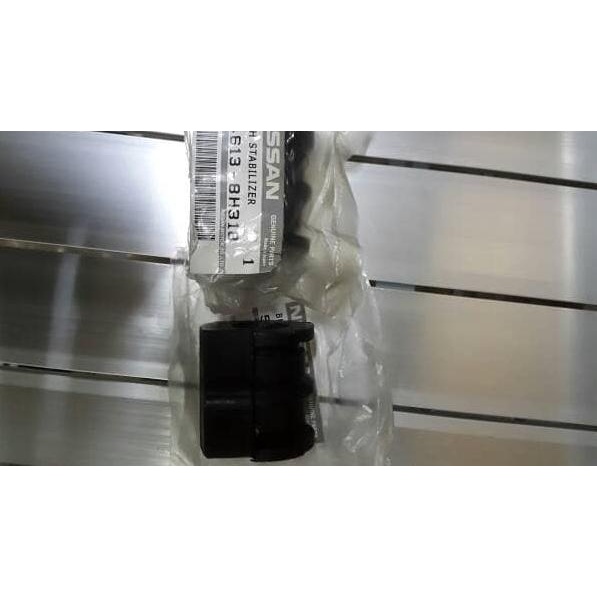 karet stabilizer depan nissan xtrail t30 genuine part ➨