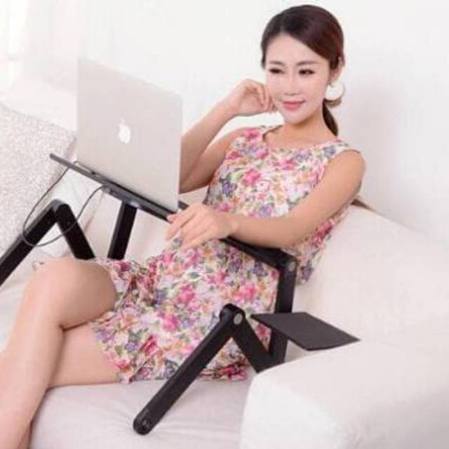 Meja laptop portable aluminium dengan kipas besar