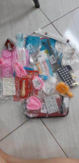 Cetakan Pemotong Adonan Kue Cookie Desain Klasik Bahan Stainless Steel