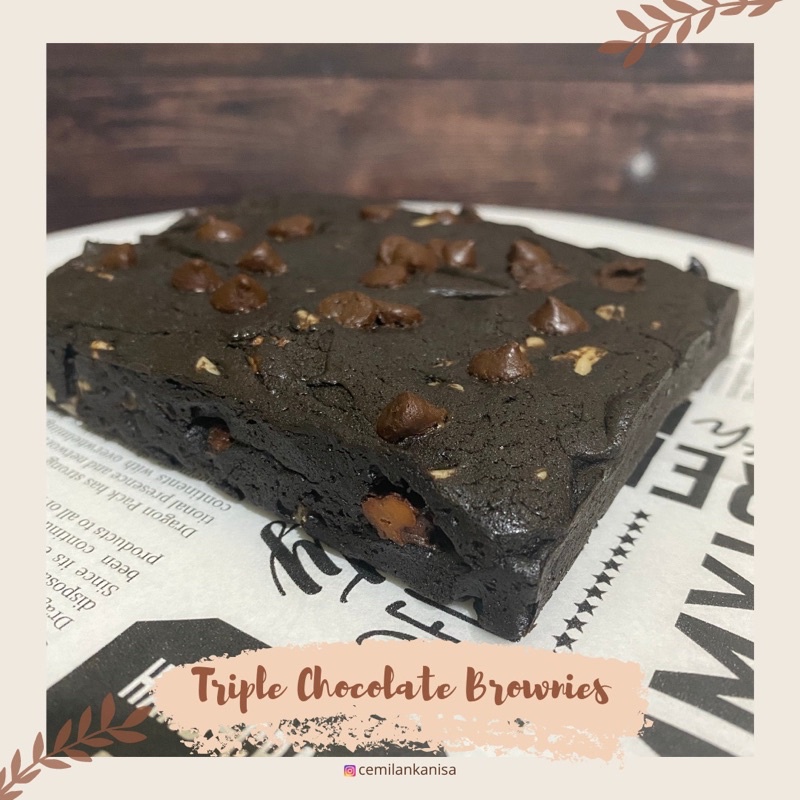 

Brownies panggang mini chewy Triple Chocolate