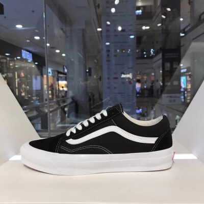 (COD) Sepatu Vans Classic Sekolah Oldskool Terlaris Shoes Santai Pria Wanita Oldschool Black White Terbaru Grade Original flat Putih Keren